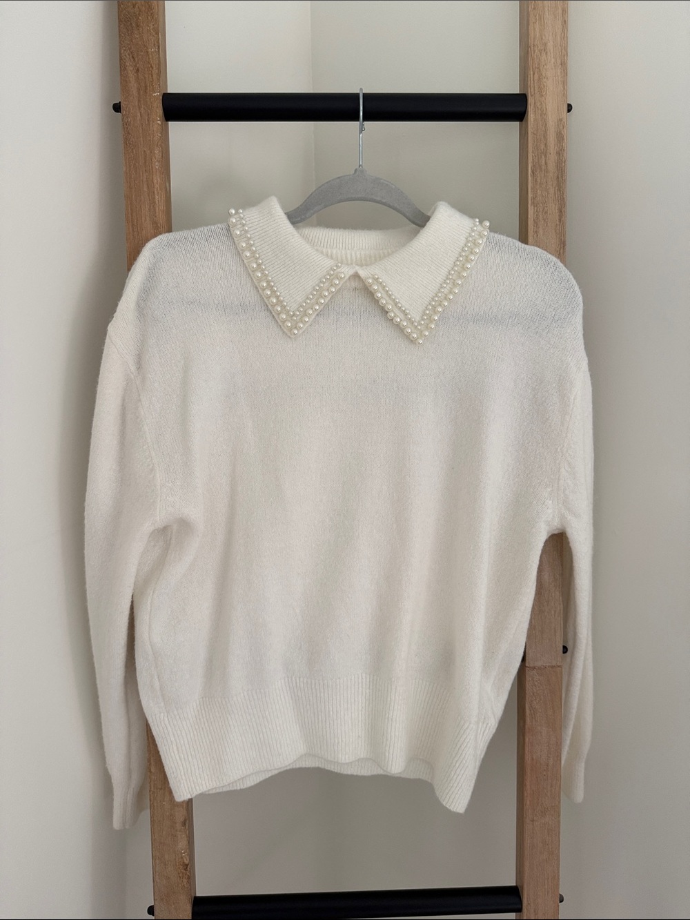 H&M White Pearl-Collar Crewneck Sweater